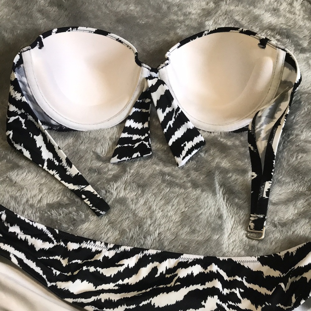 Victoria secret Zebra bikini - Picture 3 of 5